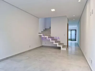 Sobrado com 3 Quartos à venda, 120m² no Vila Gumercindo, São Paulo