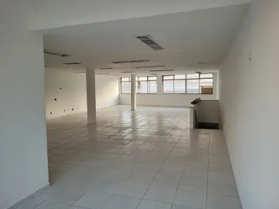Ponto Comercial para alugar, 138m² no Oswaldo Cruz, Rio de Janeiro