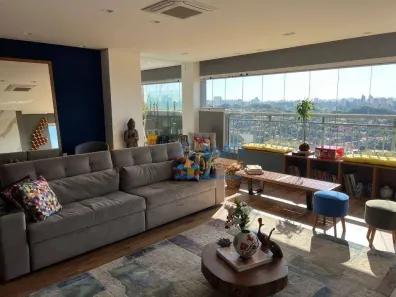 Apartamento com 2 Quartos à venda, 141m² no Caxingui, São Paulo