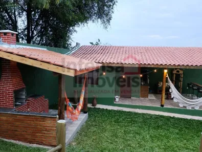 Fazenda/Sítio com 3 Quartos à venda, 1000m² no Goiabal, Pindamonhangaba