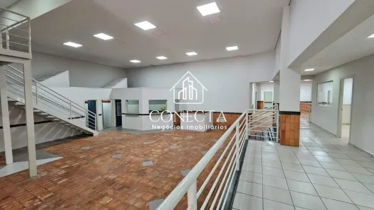 Ponto Comercial para alugar, 800m² no Centro, Uberlândia