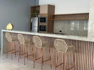 Apartamento com 2 Quartos à venda, 85m² no , Matinhos