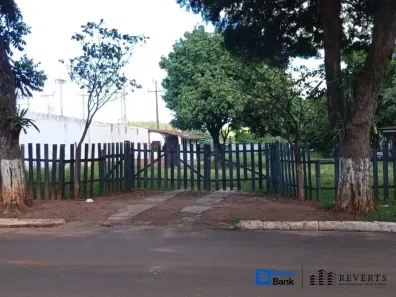 Lote/Terreno à venda, 823m² no Munhoz de Melo, Munhoz de Melo