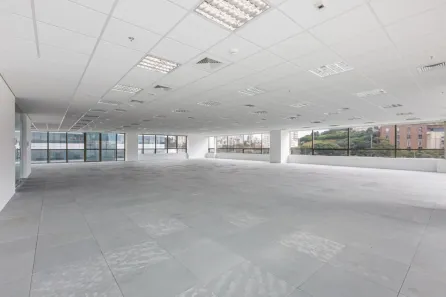 Ponto Comercial para alugar, 717m² no Cidade Monções, São Paulo