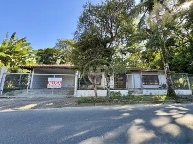 Imóvel Comercial com 4 Quartos para alugar, 541m² no Ponta Aguda, Blumenau