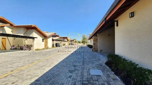 Casa de Condomínio com 3 Quartos para alugar, 167m² no Jardim dos Pinheiros, Atibaia