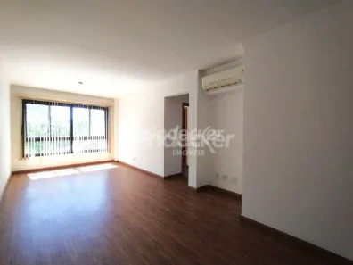 Apartamento com 2 Quartos à venda, 72m² no Passo da Areia, Porto Alegre