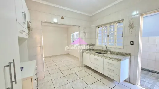 Casa com 2 Quartos à venda, 133m² no Bosque dos Eucaliptos, São José dos Campos