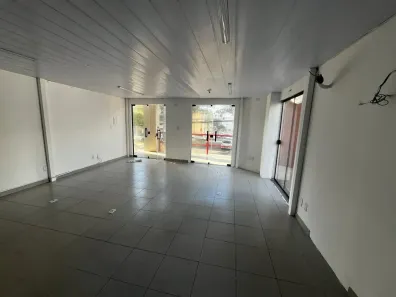 Ponto Comercial para venda ou aluguel, 109m² no Amaralina, Salvador