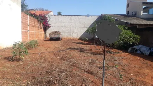 Lote/Terreno à venda, 200m² no Jardim Arroyo, São José do Rio Preto