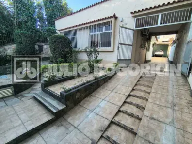Casa com 3 Quartos à venda, 185m² no Bancários, Rio de Janeiro
