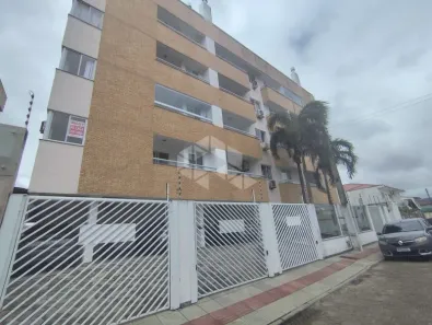 Apartamento com 2 Quartos para alugar, 70m² no Centro, Palhoça