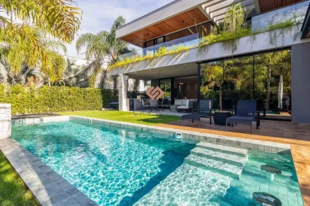 Casa com 4 Quartos à venda, 564m² no Jurerê Internacional, Florianópolis