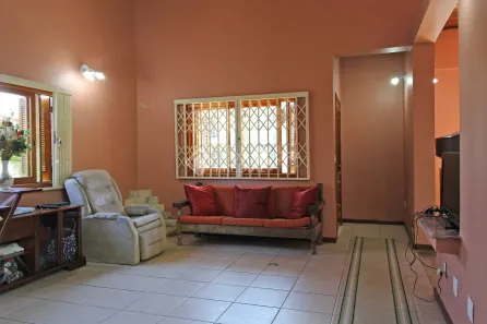Casa com 2 Quartos à venda, 200m² no Ipanema, Porto Alegre