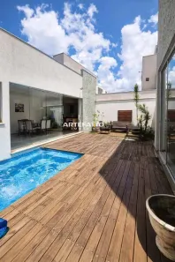 Sobrado com 3 Quartos à venda, 233m² no Jardim Piratininga, Franca