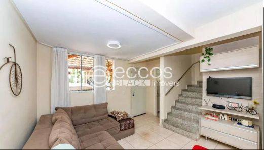 Casa de Condomínio com 3 Quartos à venda, 143m² no Cabral, Contagem