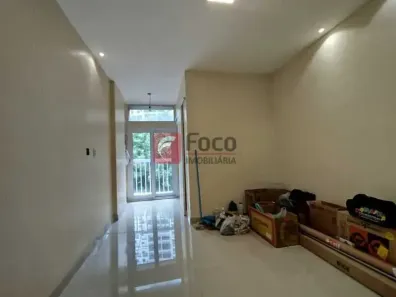 Kitnet à venda, 37m² no Humaitá, Rio de Janeiro