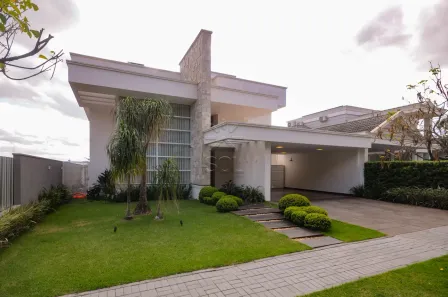 Casa de Condomínio com 3 Quartos à venda, 336m² no Yolanda, Foz do Iguaçu