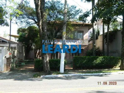Sobrado com 3 Quartos à venda, 320m² no Vila Madalena, São Paulo