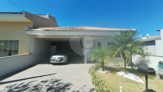 Casa de Condomínio com 3 Quartos à venda, 178m² no Zona Industrial, Sorocaba