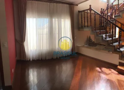 Sobrado com 3 Quartos à venda, 270m² no Vila Friburgo, São Paulo