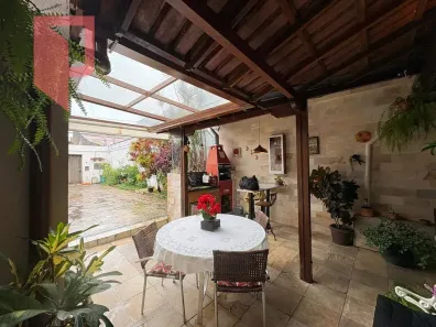 Casa com 3 Quartos à venda, 210m² no Alto Caiçaras, Belo Horizonte