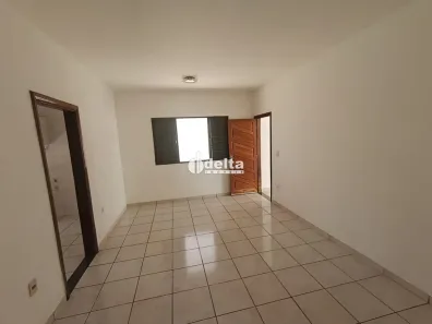 Casa com 3 Quartos à venda, 113m² no Daniel Fonseca, Uberlândia