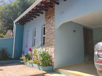 Casa com 3 Quartos à venda, 180m² no Jardim Sobradinho, Araras