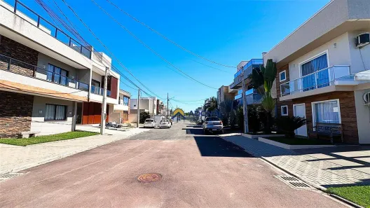 Casa de Condomínio com 3 Quartos à venda, 120m² no Beijatuba, Guaratuba