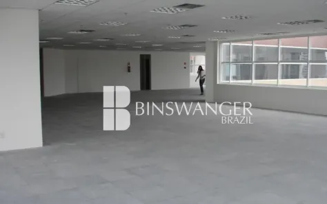 Sala Comercial para alugar, 208m² no Vila Olímpia, São Paulo