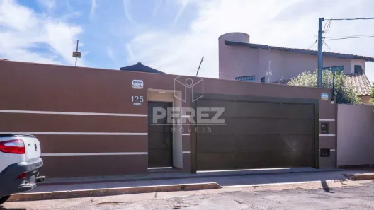 Casa com 4 Quartos à venda, 201m² no Jardim Mansur, Campo Grande
