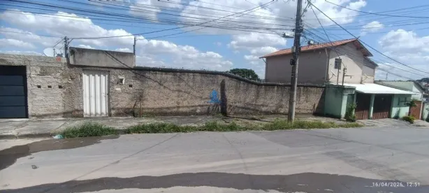 Casa com 3 Quartos à venda, 525m² no Jardim dos Comerciários (Venda Nova), Belo Horizonte