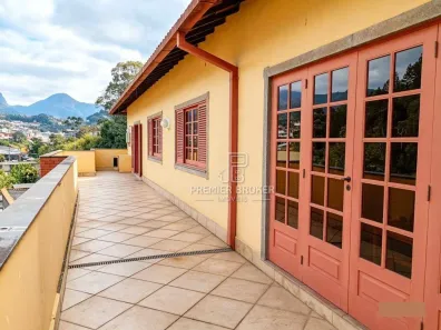 Cobertura com 3 Quartos à venda, 337m² no Várzea, Teresópolis