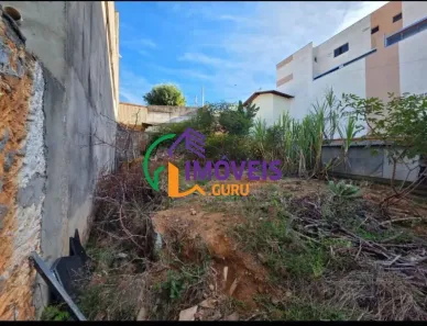 Lote/Terreno à venda, 300m² no Jardim Ipê, Poços de Caldas
