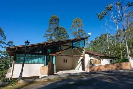 Casa com 4 Quartos à venda, 300m² no Quarteirão Ingelheim, Petrópolis