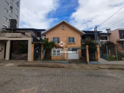 Casa com 3 Quartos à venda, 165m² no São Leopoldo, Caxias do Sul