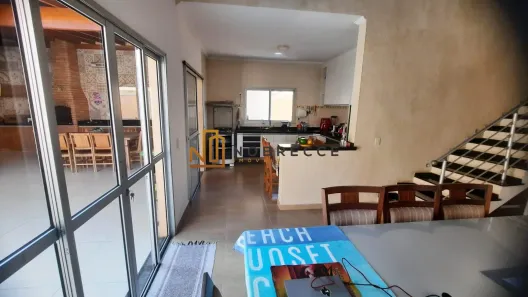 Sobrado com 3 Quartos para venda ou aluguel, 211m² no Jardim Residencial Terra Nobre, Indaiatuba