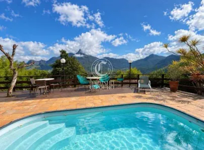 Casa de Condomínio com 3 Quartos à venda, 300m² no Araras, Petrópolis