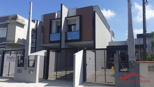 Casa com 3 Quartos à venda, 122m² no Saguaçu, Joinville