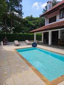 Casa de Condomínio com 5 Quartos à venda, 450m² no Alphaville, Santana de Parnaíba