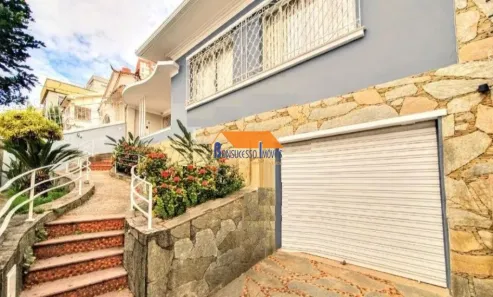 Casa com 3 Quartos à venda, 291m² no Colégio Batista, Belo Horizonte