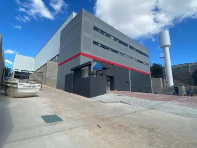 Galpão/Depósito/Armazém para alugar, 2730m² no Jardim da Glória, Cotia