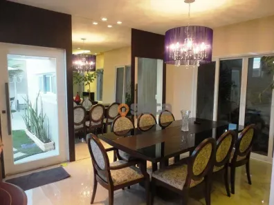 Casa com 3 Quartos à venda, 250m² no Loteamento Villa Branca, Jacareí