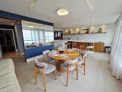 Apartamento com 4 Quartos para venda ou aluguel, 230m² no Itararé, São Vicente