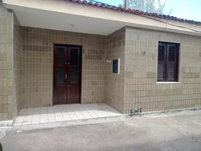 Casa com 2 Quartos para alugar, 60m² no Padre Andrade, Fortaleza