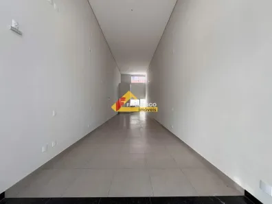 Ponto Comercial para alugar, 90m² no Centro, Divinópolis