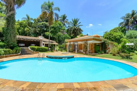 Casa com 3 Quartos à venda, 330m² no Chácara São João, Carapicuíba
