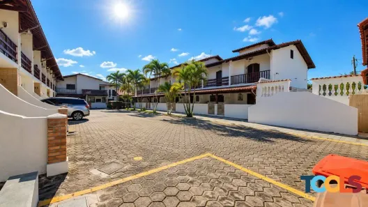 Casa de Condomínio com 2 Quartos à venda, 80m² no Jardim Brasil, Caraguatatuba