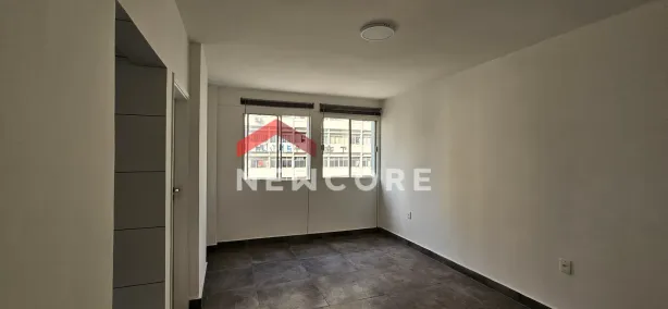 Kitnet à venda, 39m² no Liberdade, São Paulo