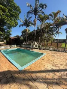 Fazenda/Sítio com 5 Quartos à venda, 300m² no Jardim Estância Brasil, Atibaia